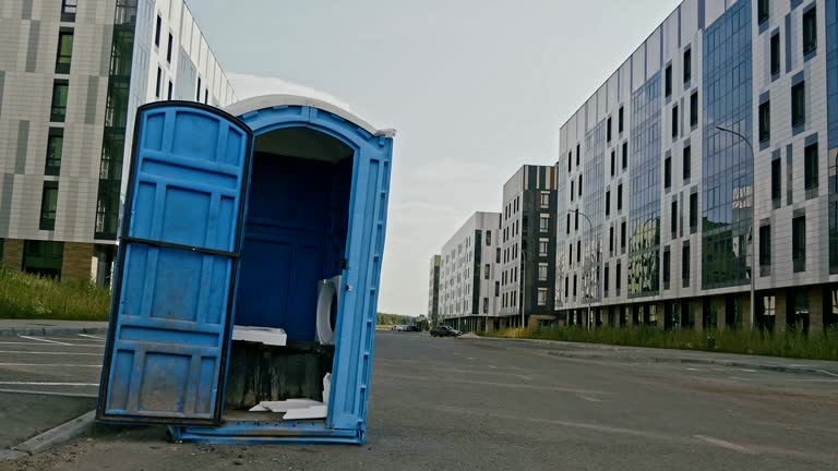 Best Portable Restroom Setup and Delivery  in Glendale, CO
